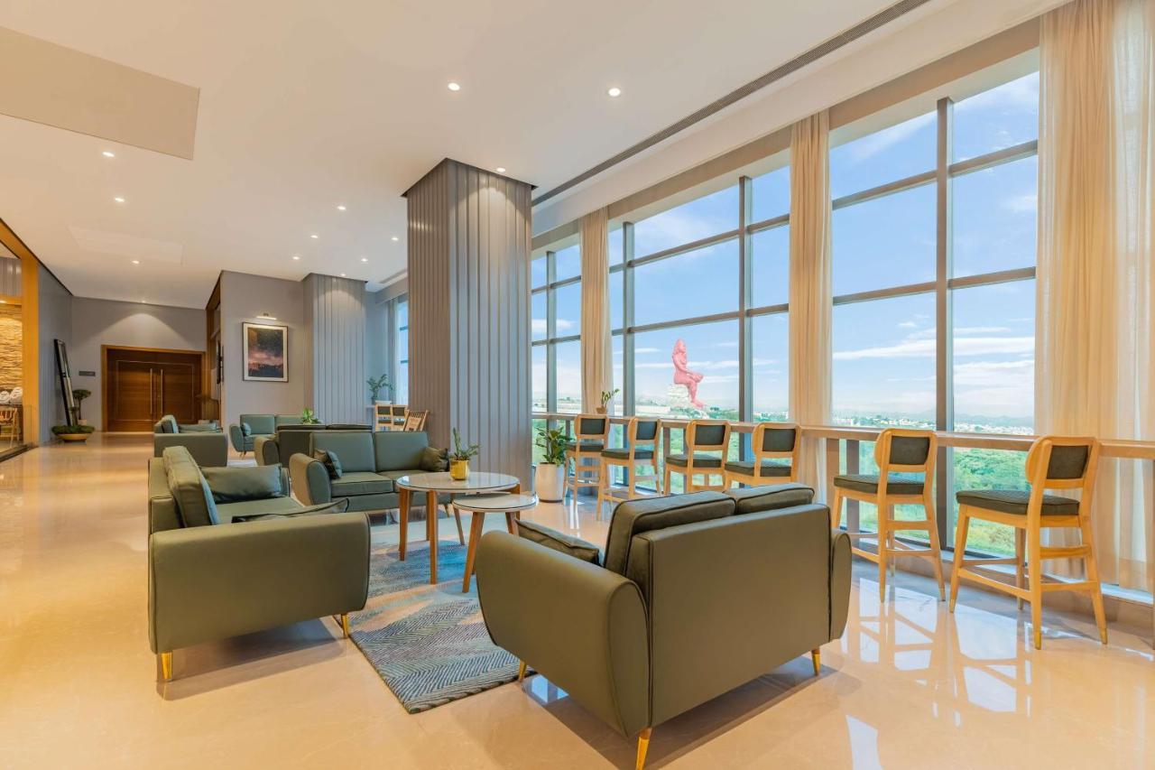 Radisson Hotel
